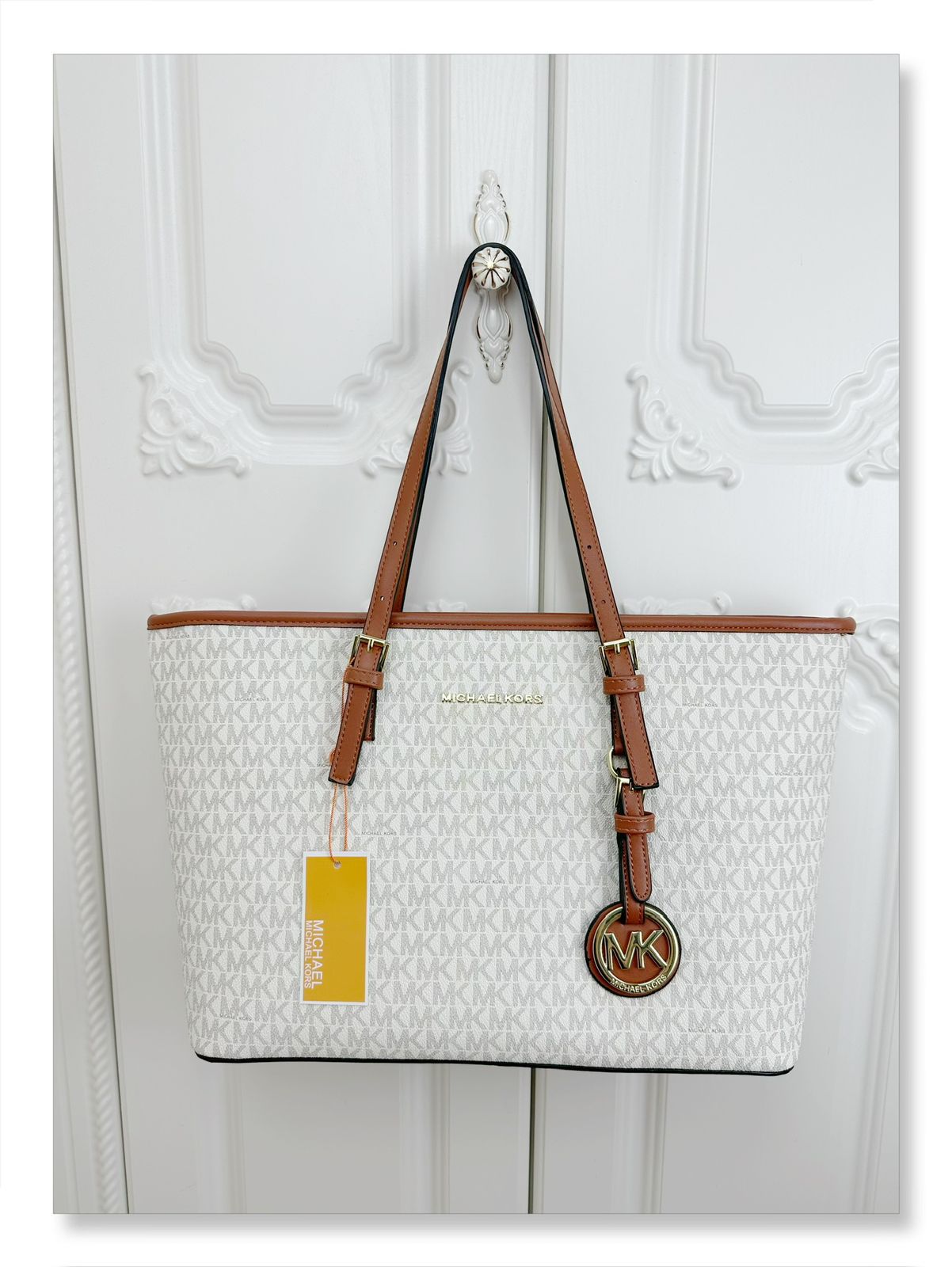 MICHAEL KORS JET SET TOTE