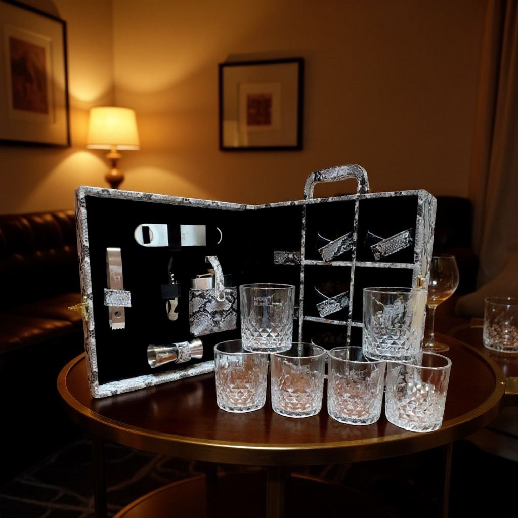 MONT BLANC WHISKEY CASE – SNAKE LEATHERETTE EDITION(PREPAID ONLY)