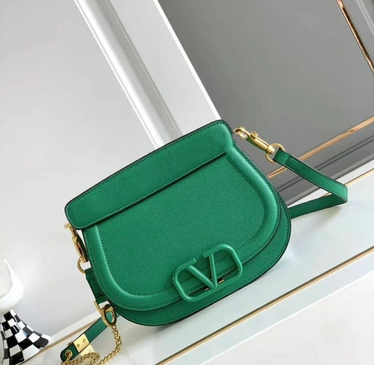 VALENTINO GARAVANI VSLING BAGS.