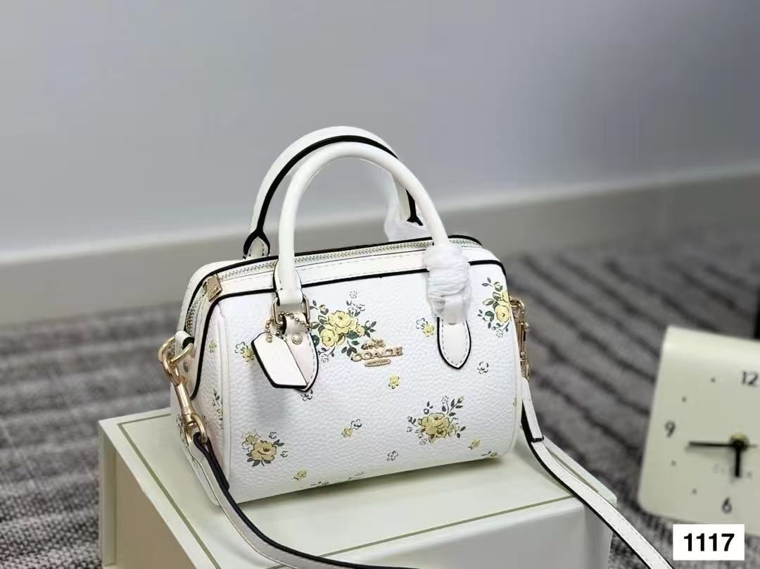COACH FLORAL SPEEDY