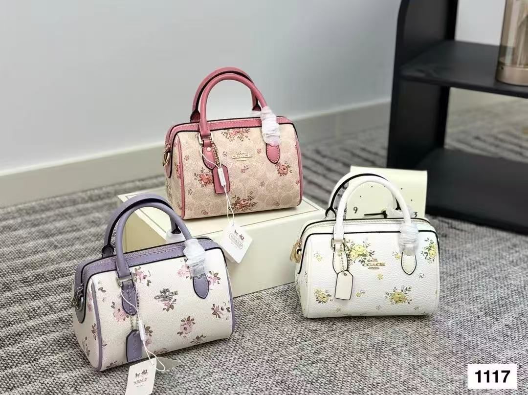 COACH FLORAL SPEEDY