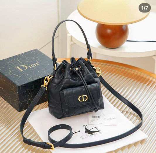DIOR CARO BUCKET