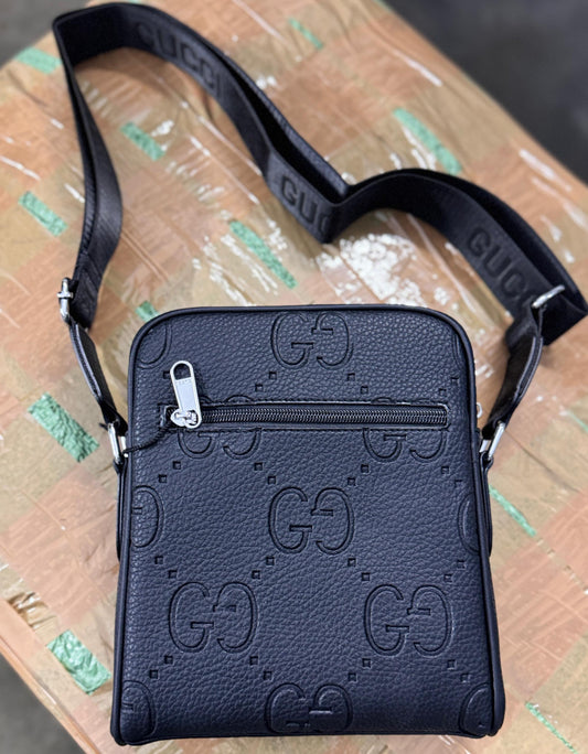 ASSORTED BRANDED LEATHERITE MENS SIDERS
