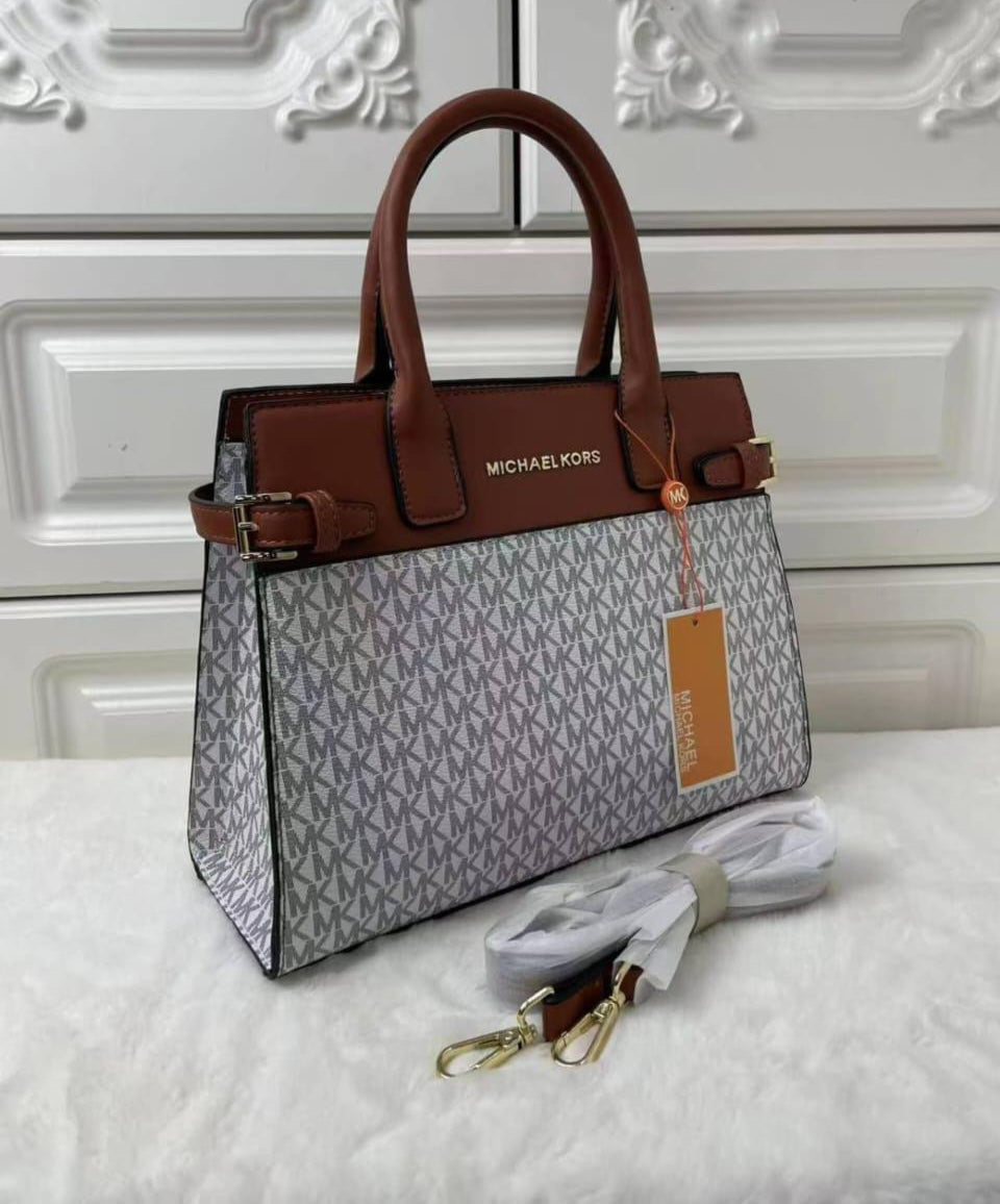 MICHAEL KORS SIGNATURE MEDIUM HANDBAG