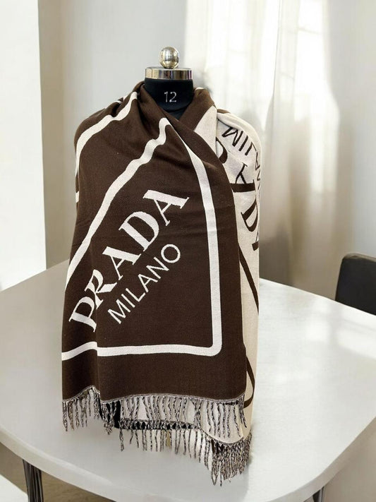 PRADA WOOLLEN STOLE