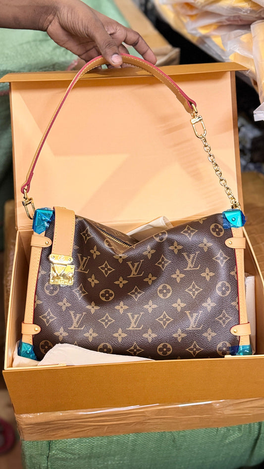 LOUIS SIDE TRUNK