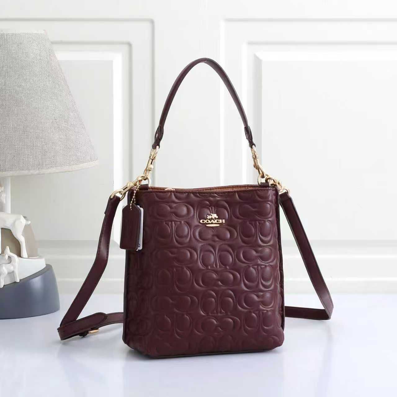 Coach Willow Emboss Bucket Bag