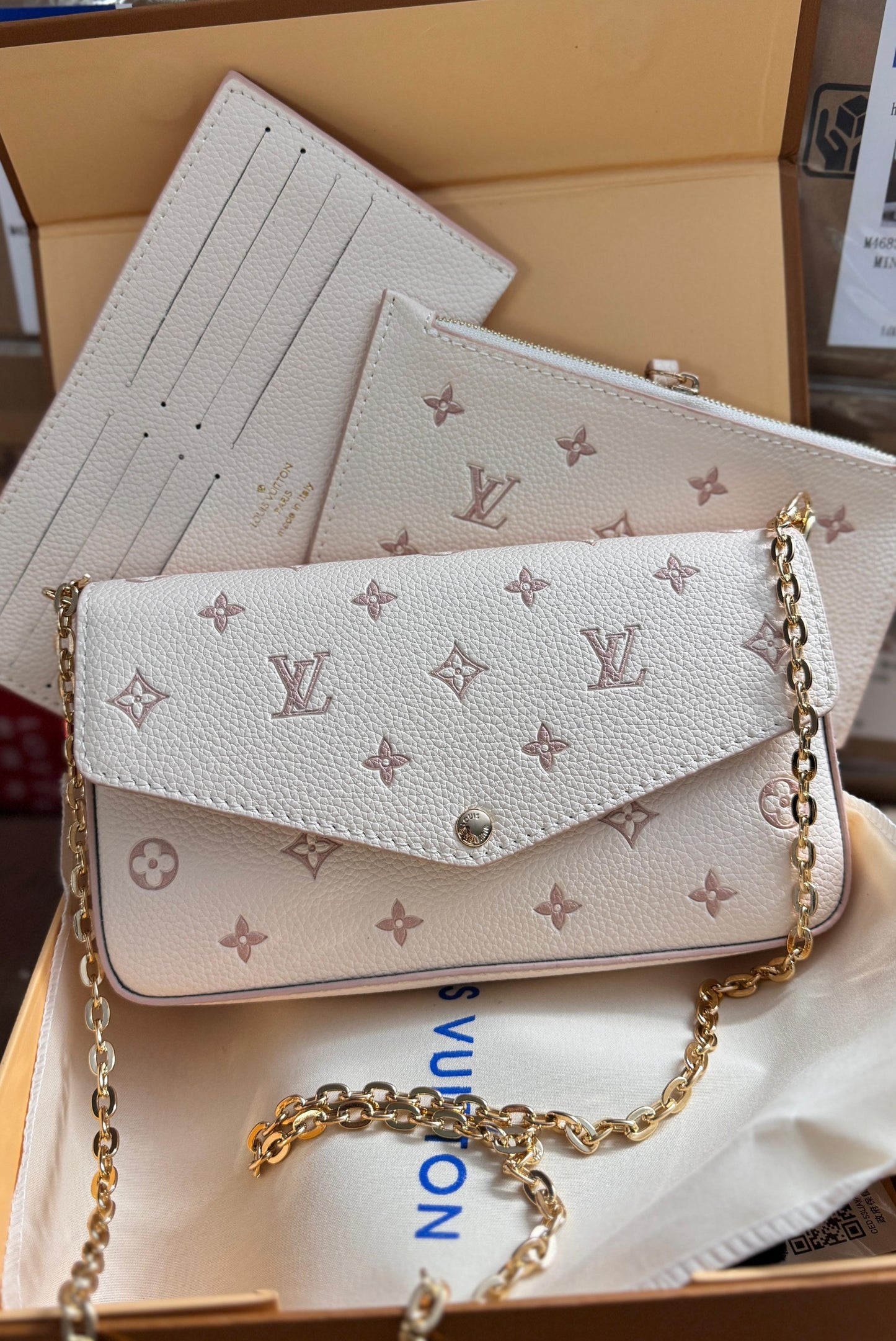 Louis Vuitton Emboss Latest  Felicie Series