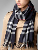 Burberry Woolen Check Muffler/Stole