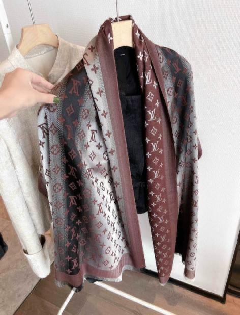 Louis Vuitton Latest Woollen Stole