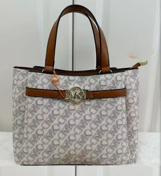 Michael Kors Angelina Logo Plaque Medium Sized Handbag