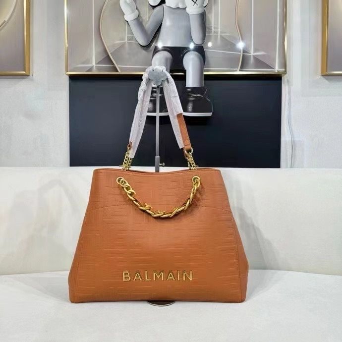 BALMAIN JACQUARD TOTE IN TOWN