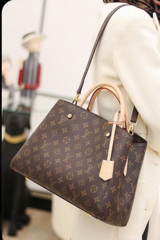 LOUIS VUITTON MONTAIGNE