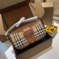 BURBERRY SHOULDER VINTAGE SLEEK AND TRENDY BAG